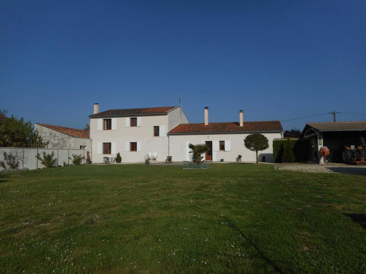 Le Logis De L'Etore Saint-Jean-dʼAngély Zewnętrze zdjęcie